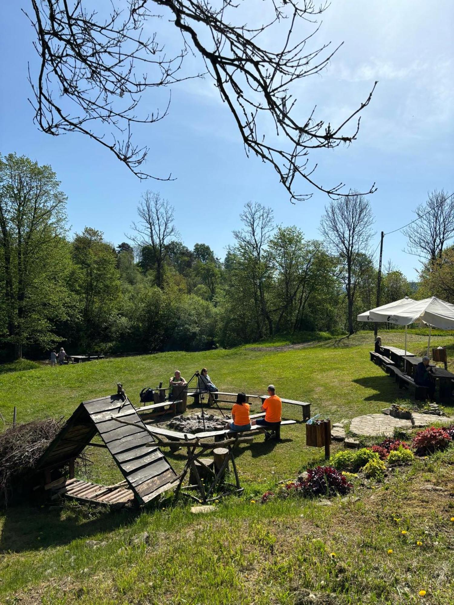 Latarnia Wagabundy Bieszczady Hotell Wola Michowa Exteriör bild